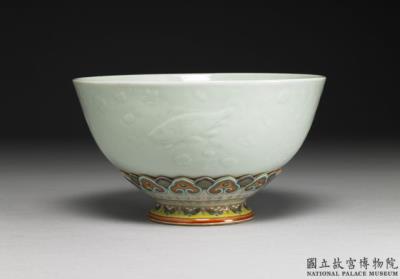 图片[2]-Revolving bowl with powder green colour and impressed pattern in yangcai painted enamels, Qianlong reign (1736-1795), Qing dynasty-China Archive